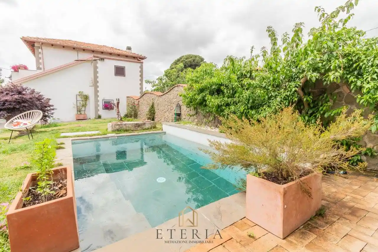 Villa in vendita a Velletri