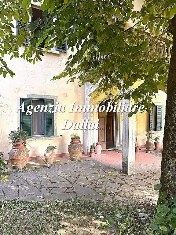 Villa in vendita a Scarperia e San Piero