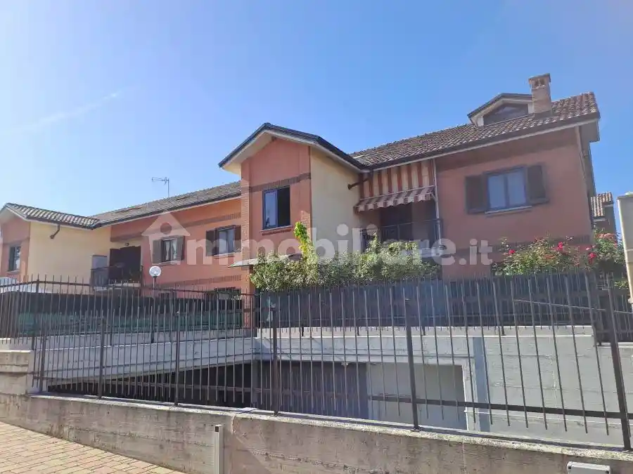Appartamento in affitto a Pianezza