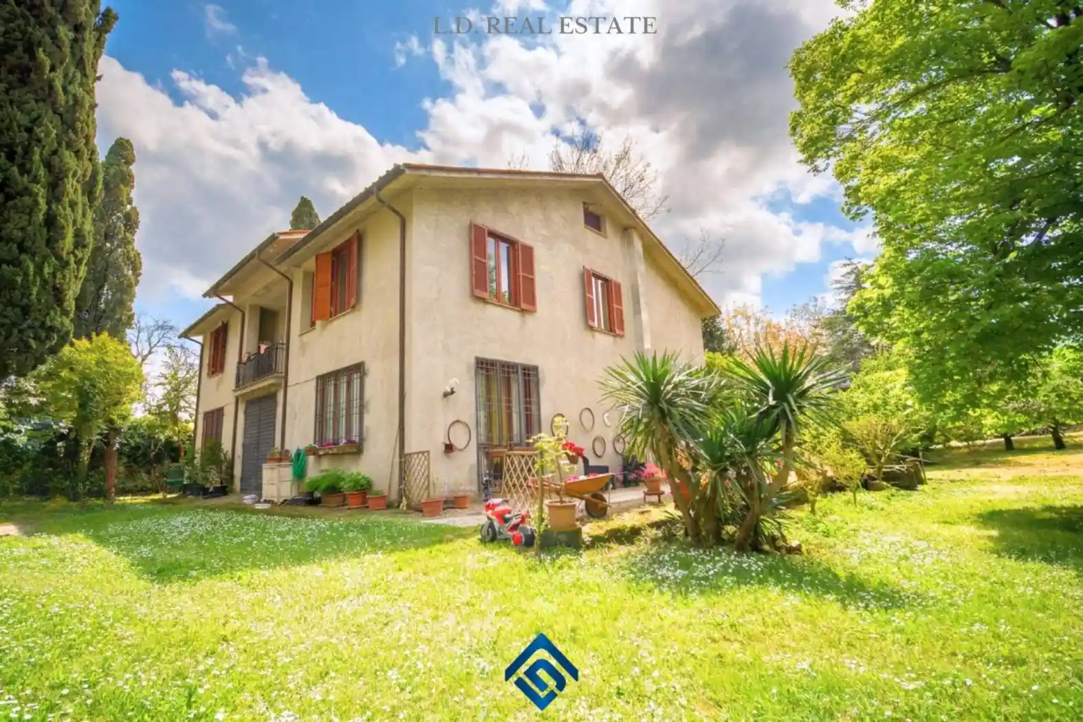 Villa in vendita a Capranica