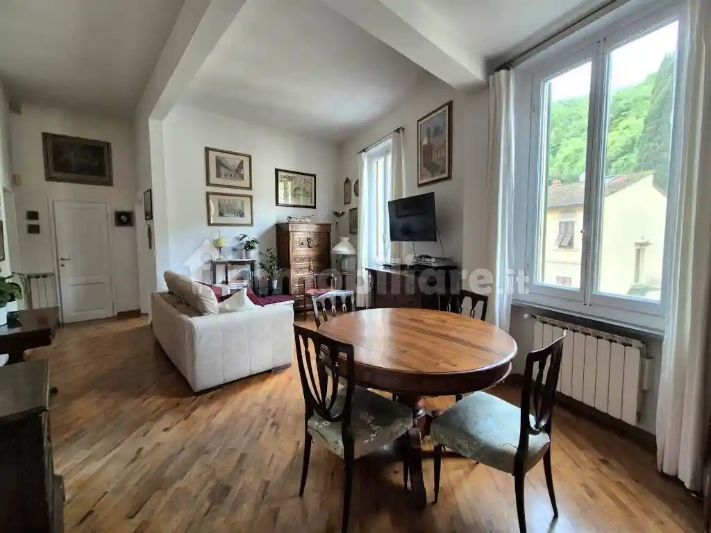 Appartamento in vendita a Firenze