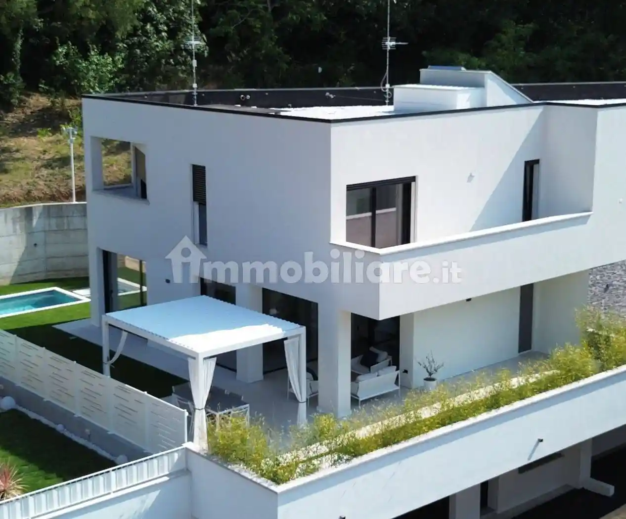Villa in vendita a Rodengo Saiano