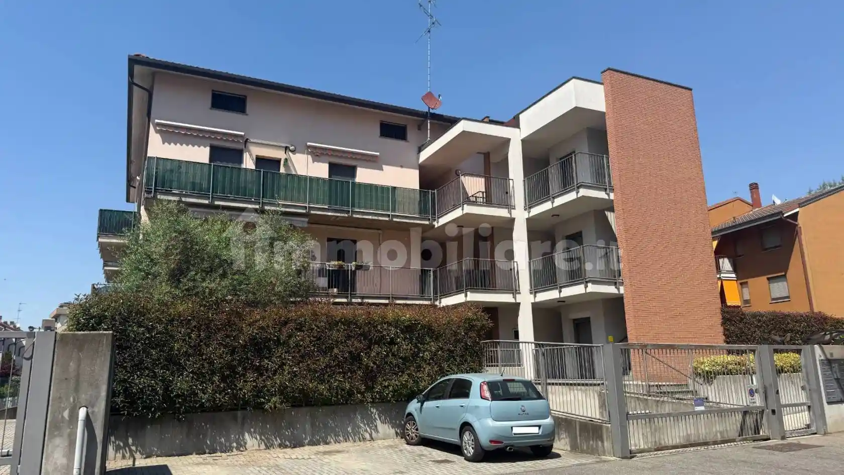 Appartamento in vendita a Garbagnate Milanese