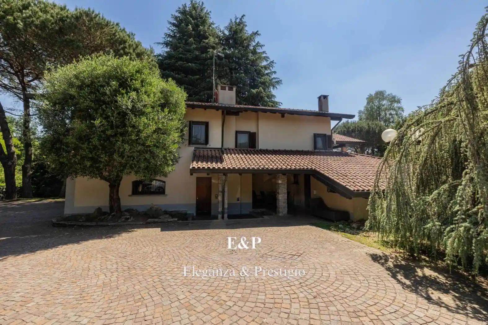 Villa in vendita a Vergiate