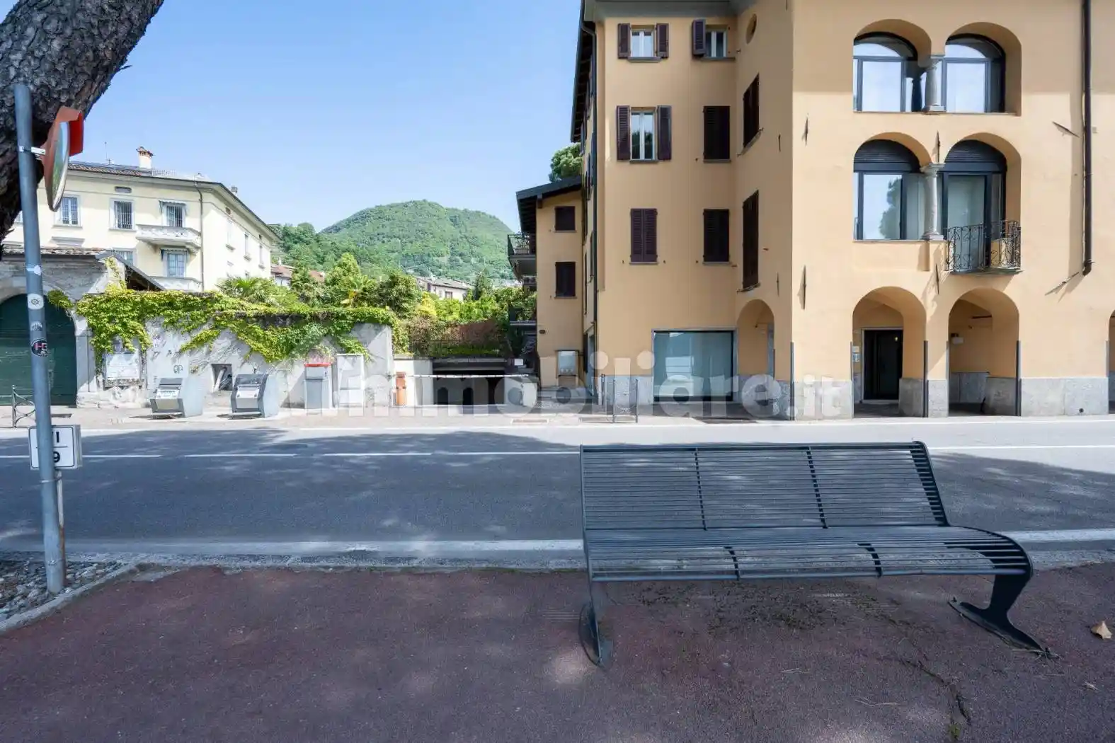 Appartamento in vendita a Domaso