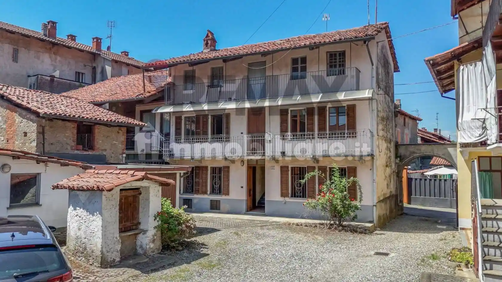 Casa indipendente in vendita a Zimone