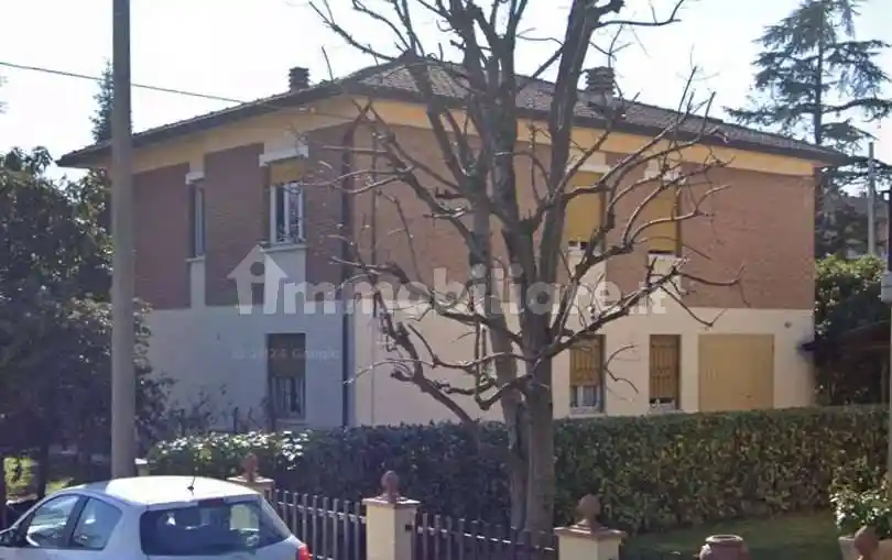 Casa indipendente in vendita a Gattatico