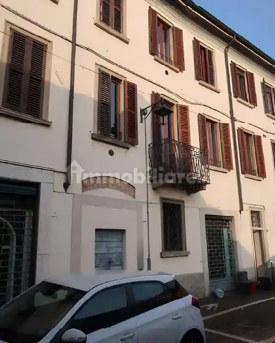 Appartamento in vendita a Vaprio d'Adda