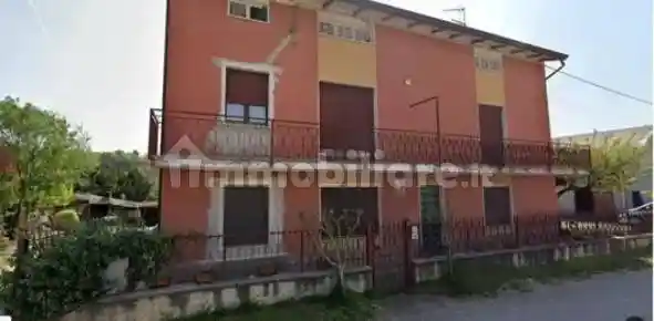 Villa in vendita a Pozzolengo