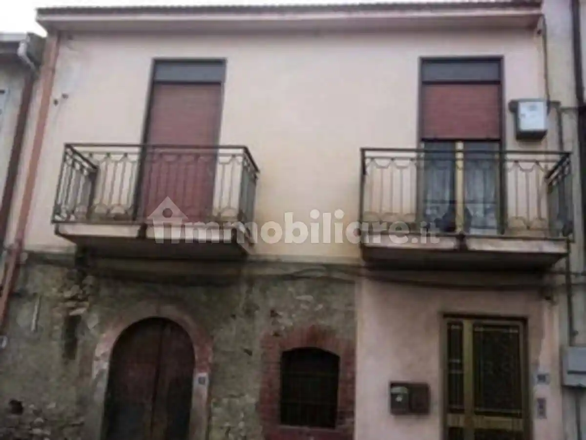 Casa indipendente in vendita a Patti