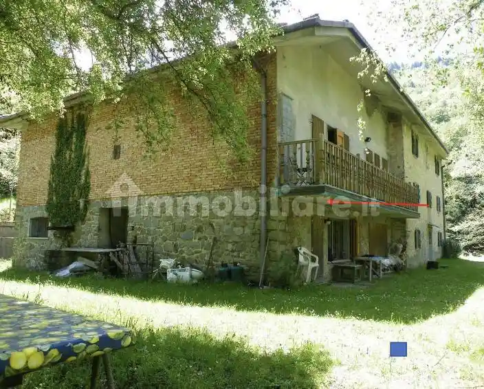 Villa in vendita a Lizzano in Belvedere