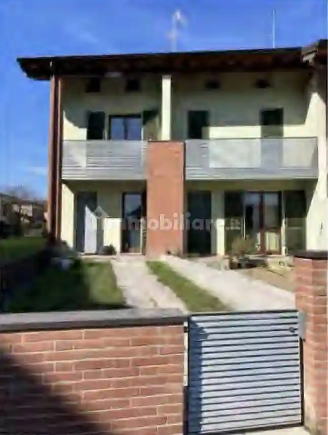 Villetta a schiera - foto 2