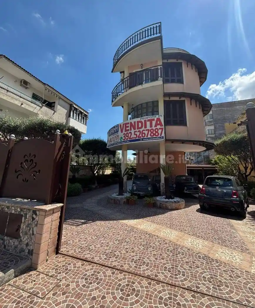 Villa in vendita a Melito di Napoli