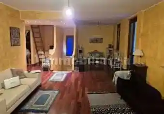 Appartamento in vendita a Novara