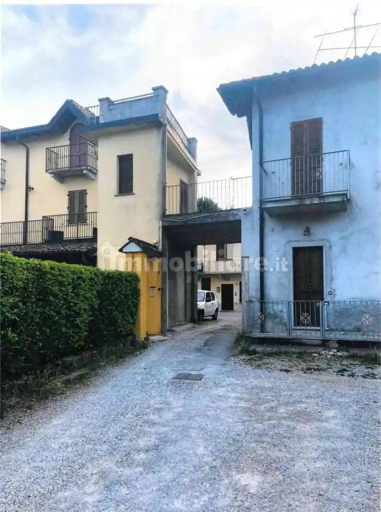 Appartamento in vendita a Albavilla