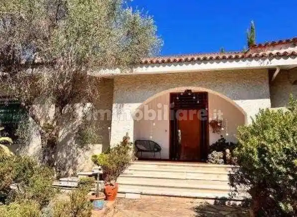 Casa indipendente in vendita a Sanremo