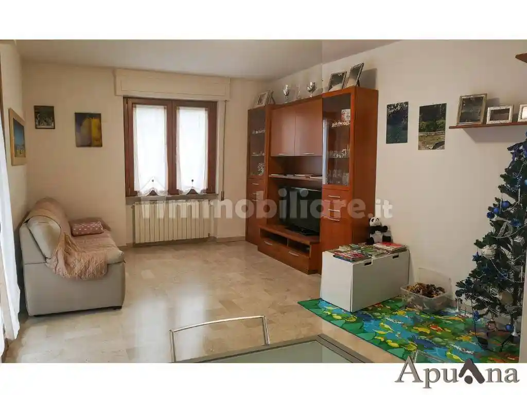 Appartamento in vendita a Massa