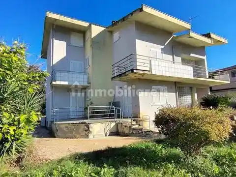 Villa in vendita a Priverno