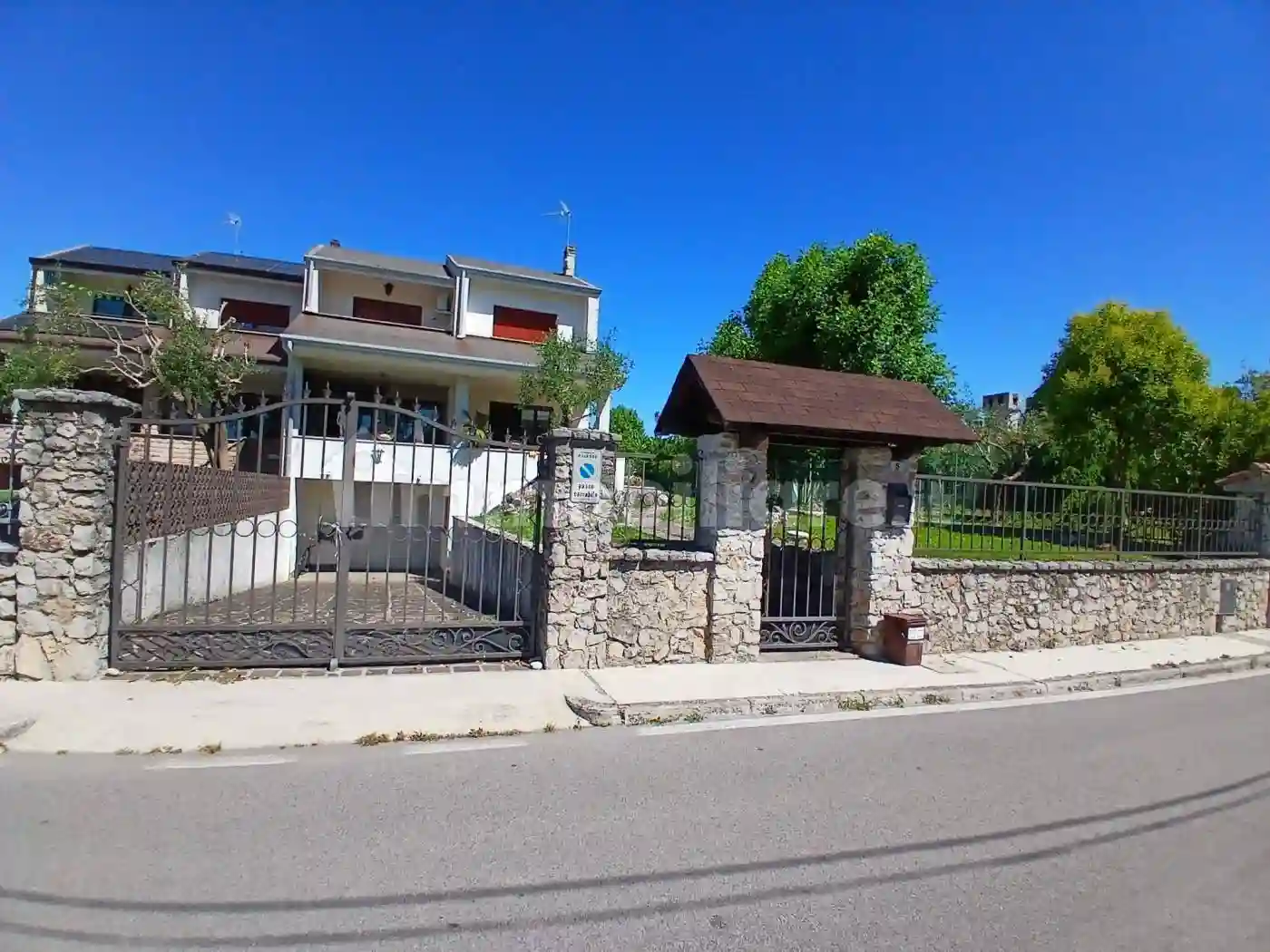 Villa - foto 2