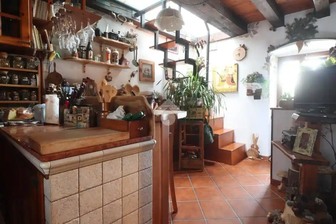 Rustico - Casale in vendita a Trieste