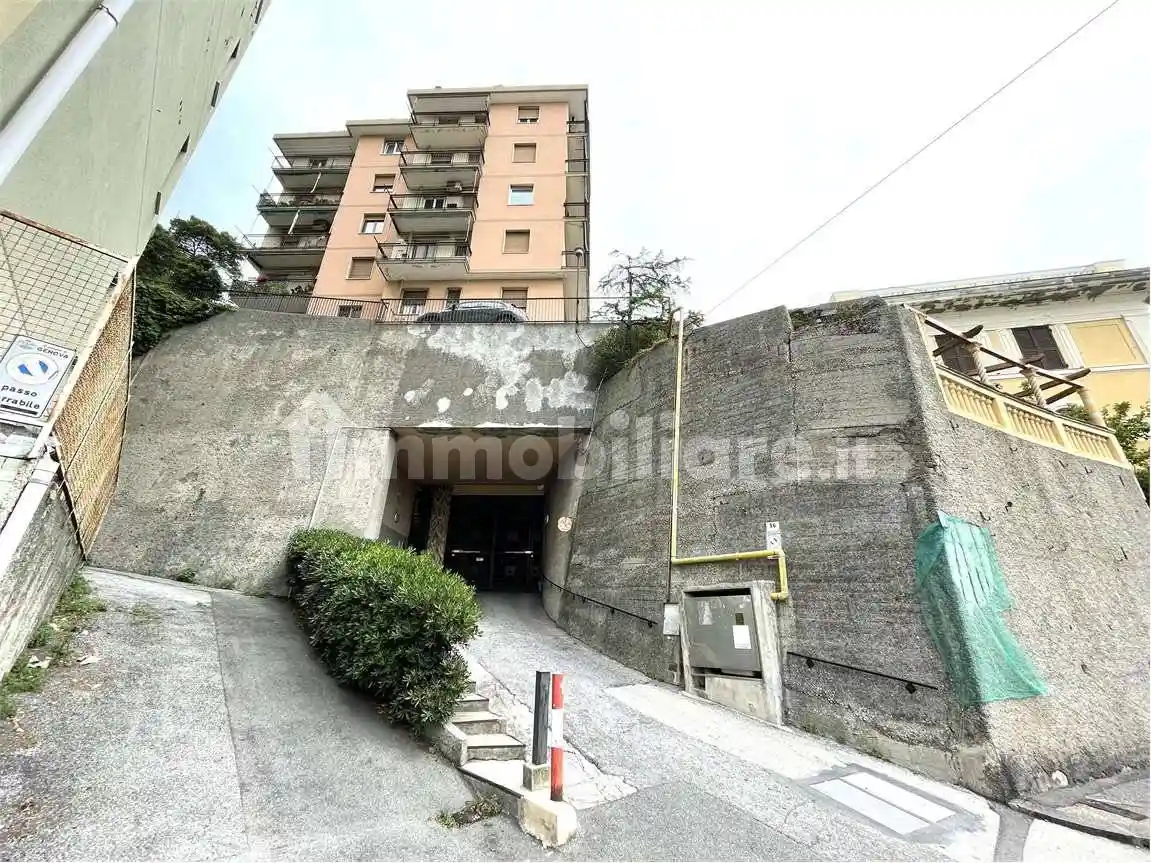 Appartamento in vendita a Genova