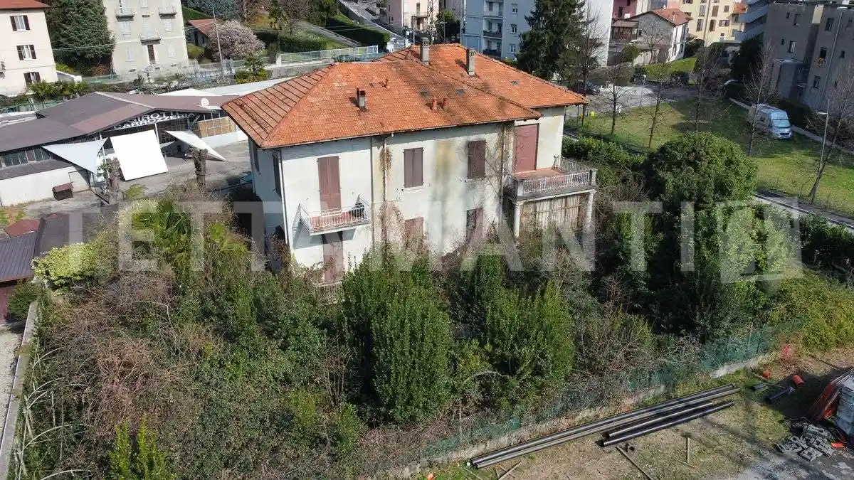 Casa indipendente in vendita a Maslianico