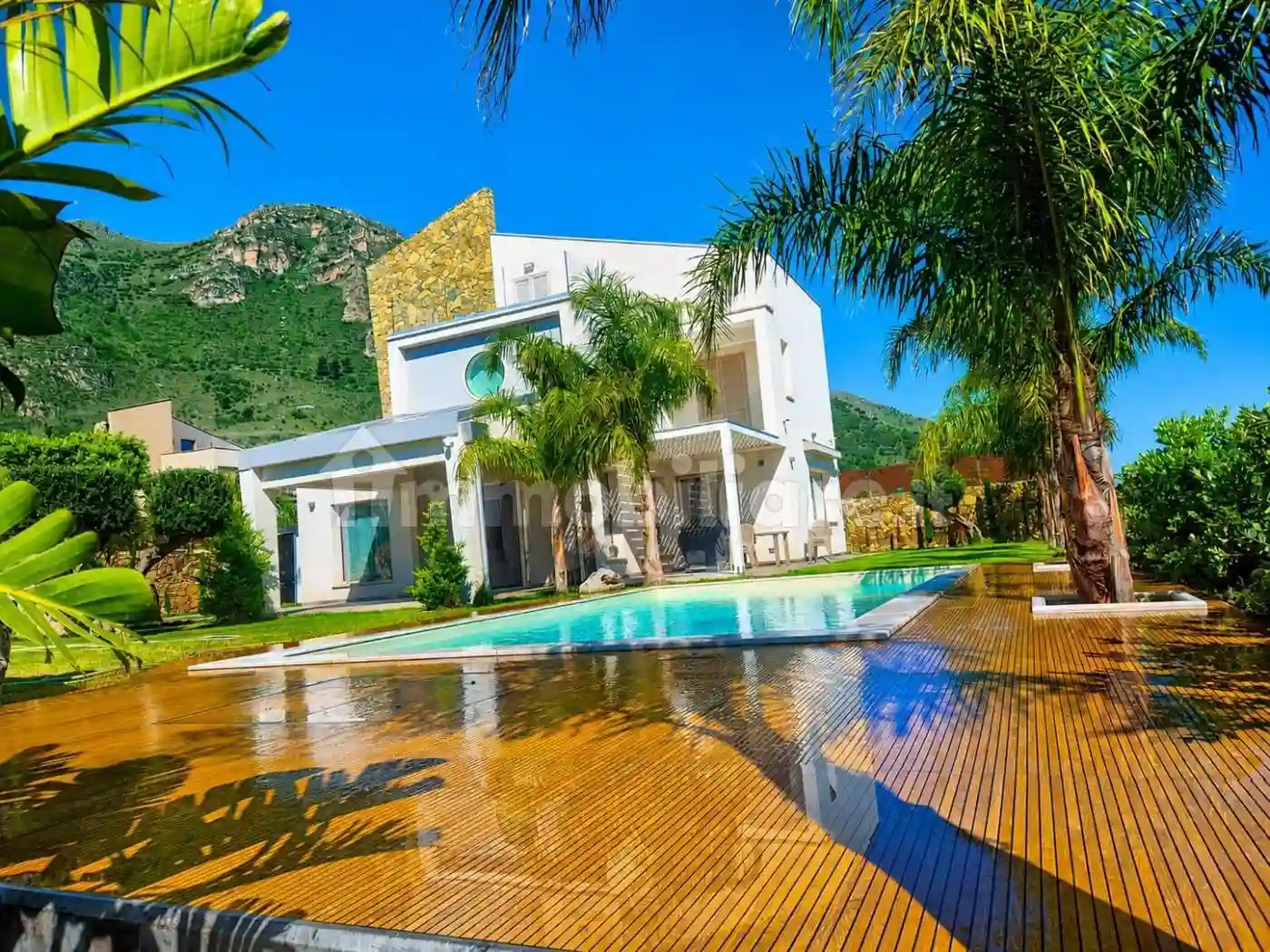 Villa - foto 2
