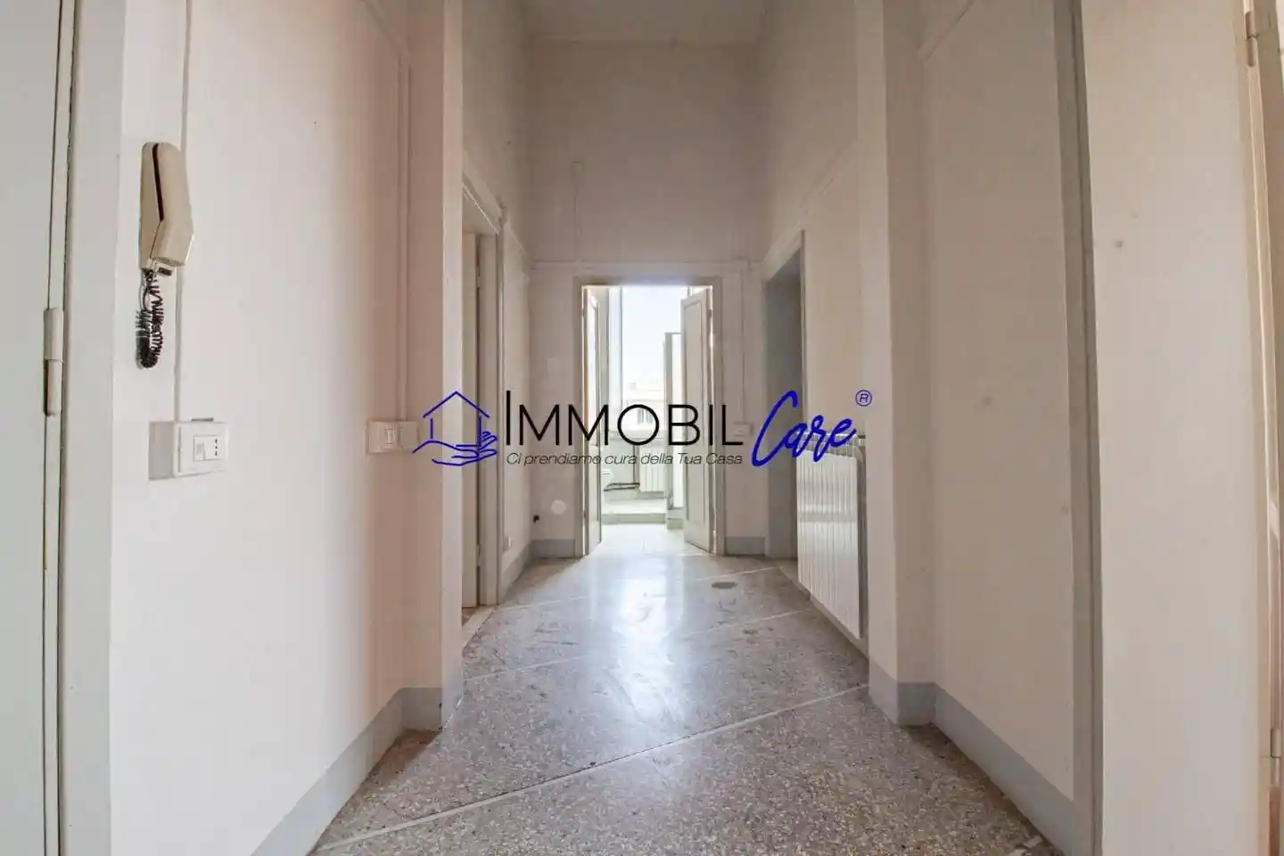 Appartamento in vendita a Livorno