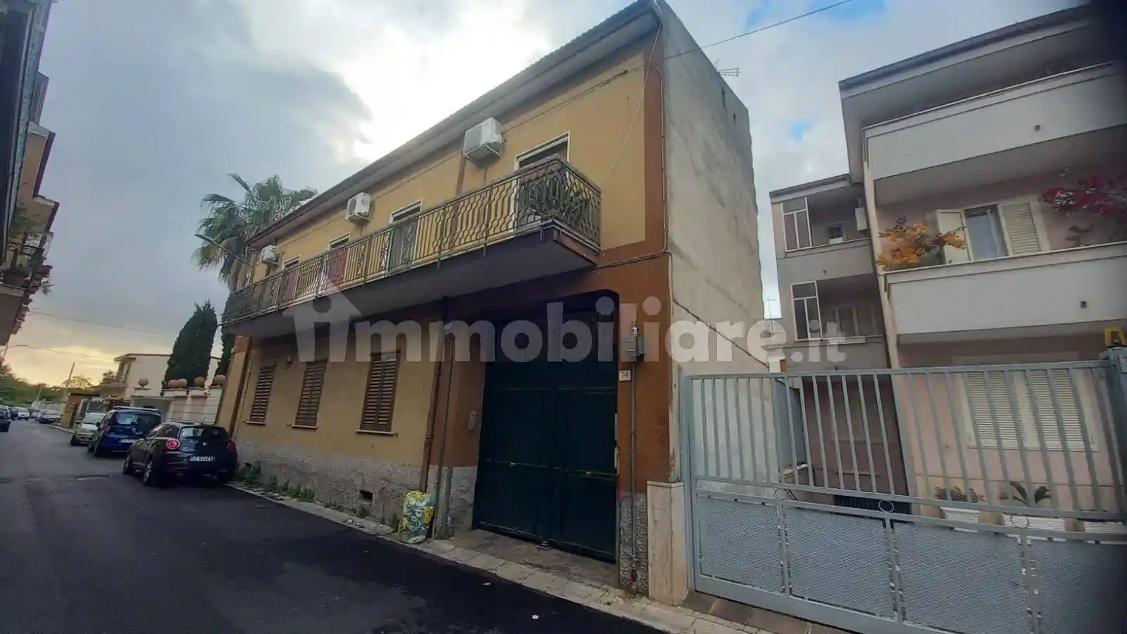 Palazzo - Edificio in vendita a Caserta