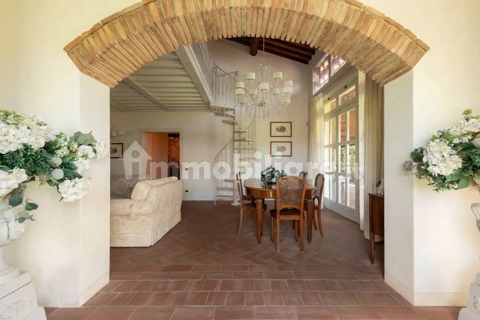 Villa in vendita a Cascina