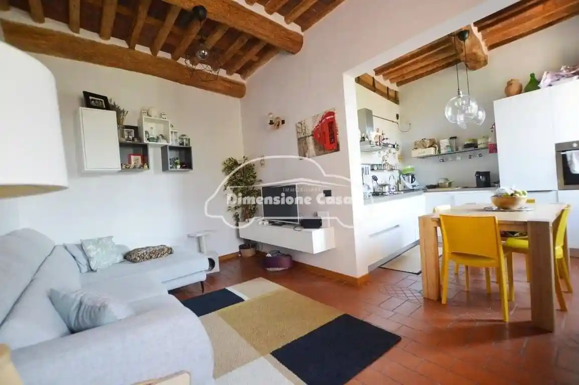 Appartamento in vendita a Lucca