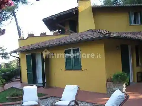 Villa in vendita a Ameglia