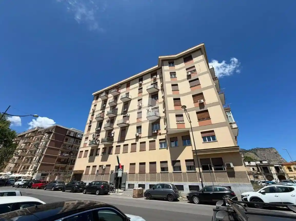 Appartamento in vendita a Palermo