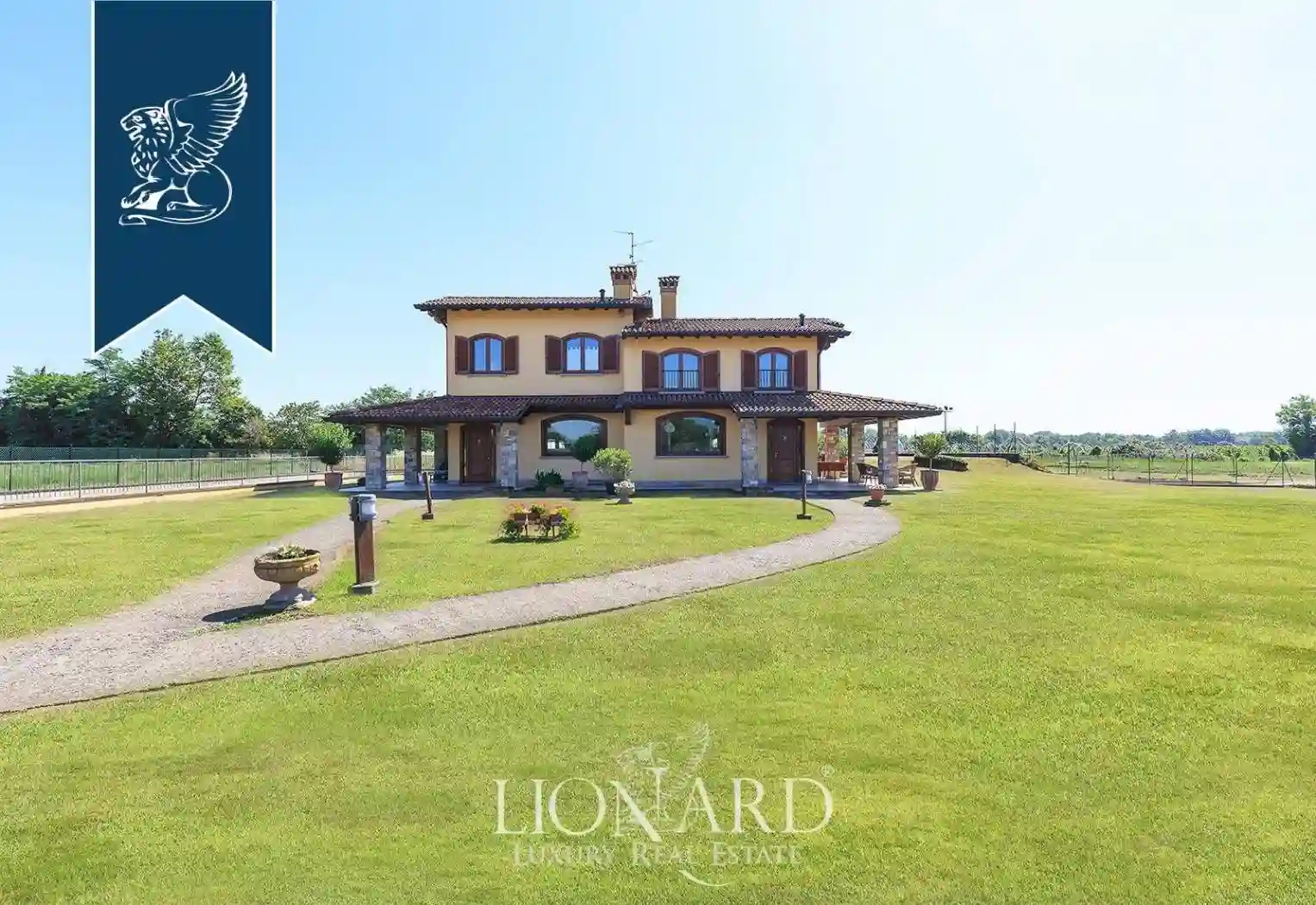 Villa - foto 2