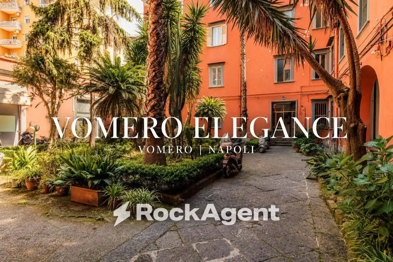Appartamento in vendita a Napoli