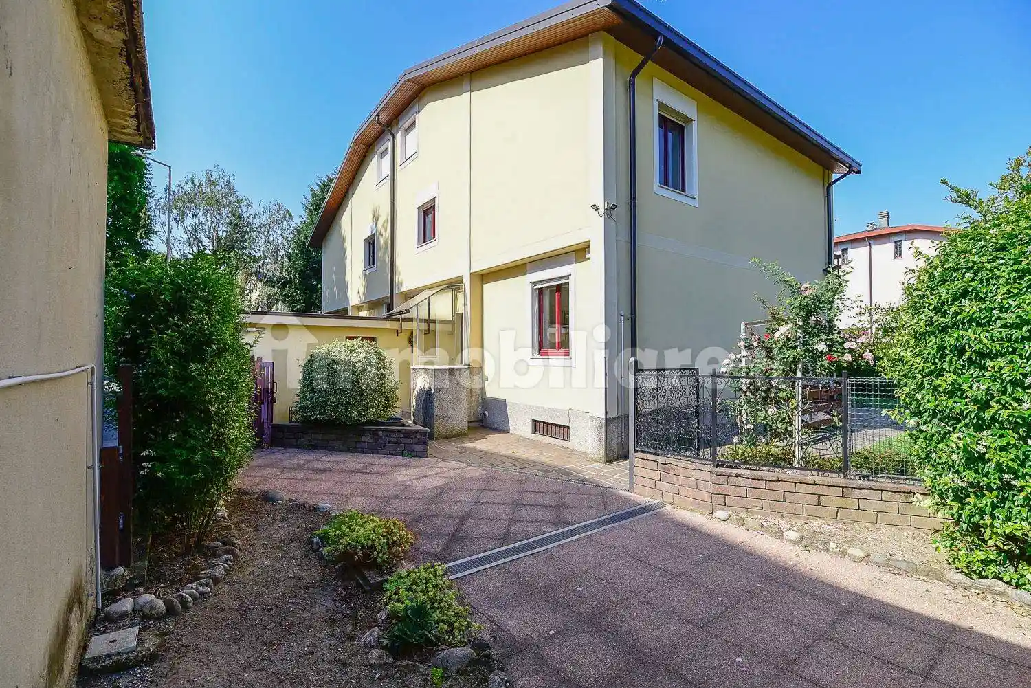 Villa in vendita a Como