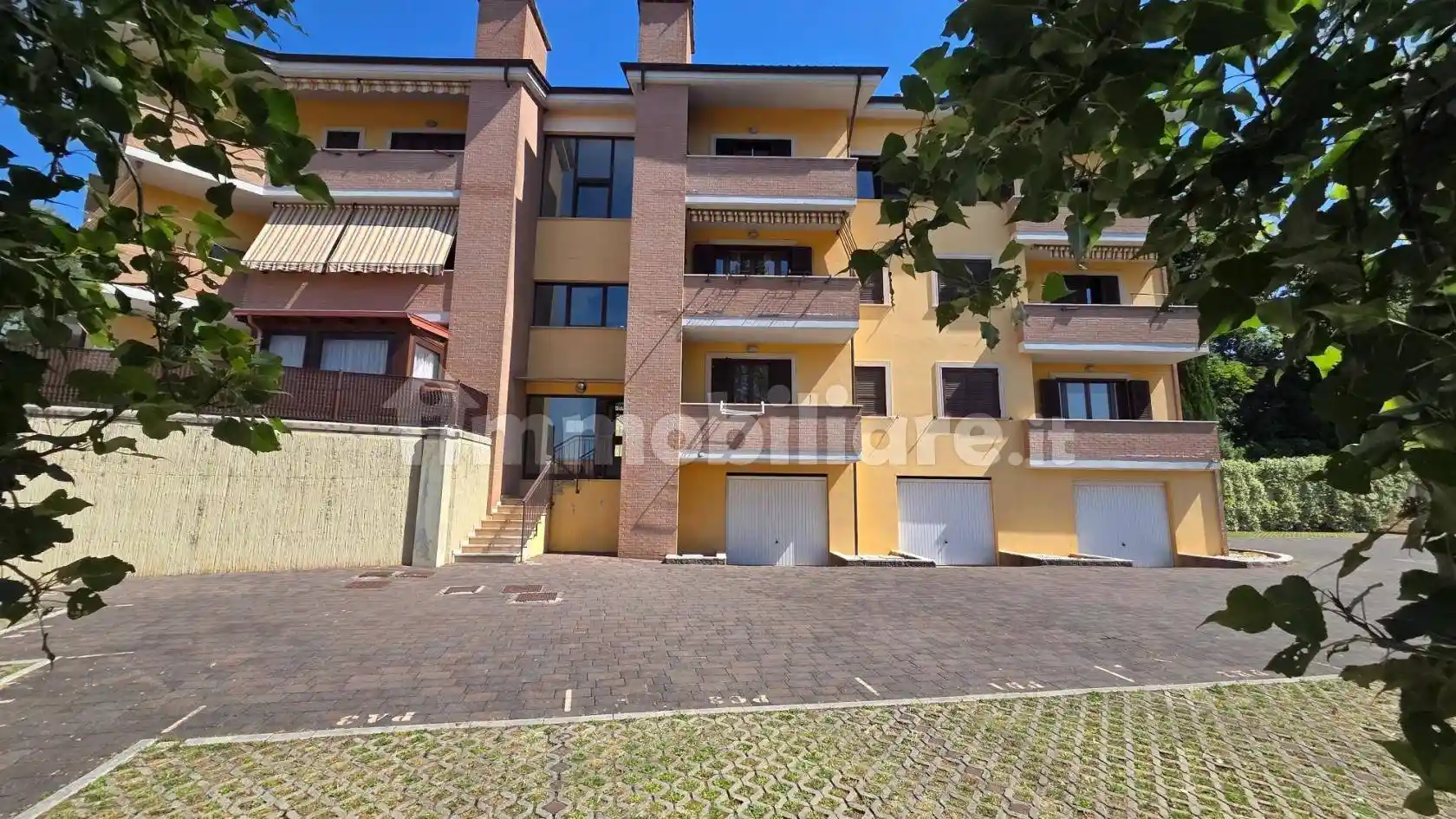 Appartamento in vendita a Cave