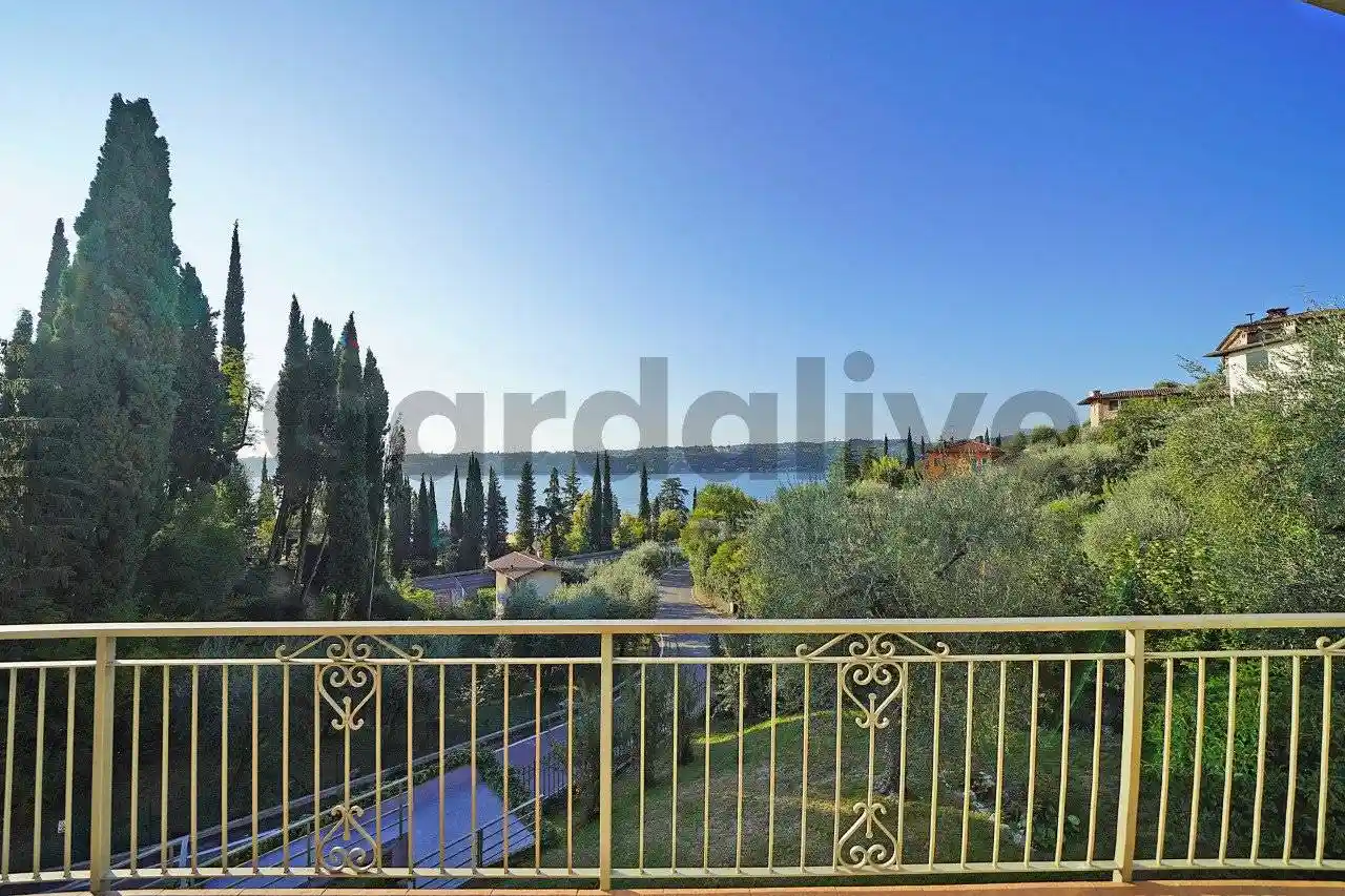 Villa in vendita a Salò