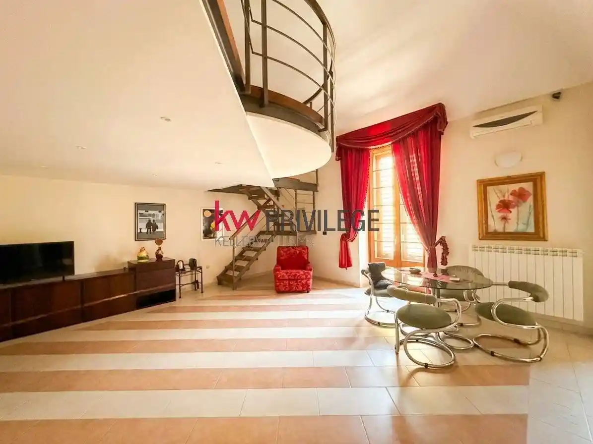 Casa indipendente in affitto a Brindisi