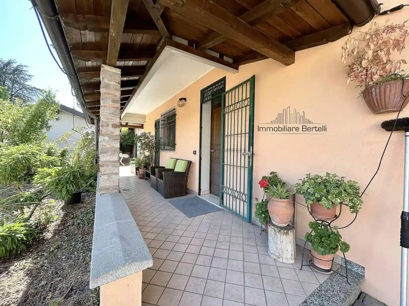 Villa - foto 2