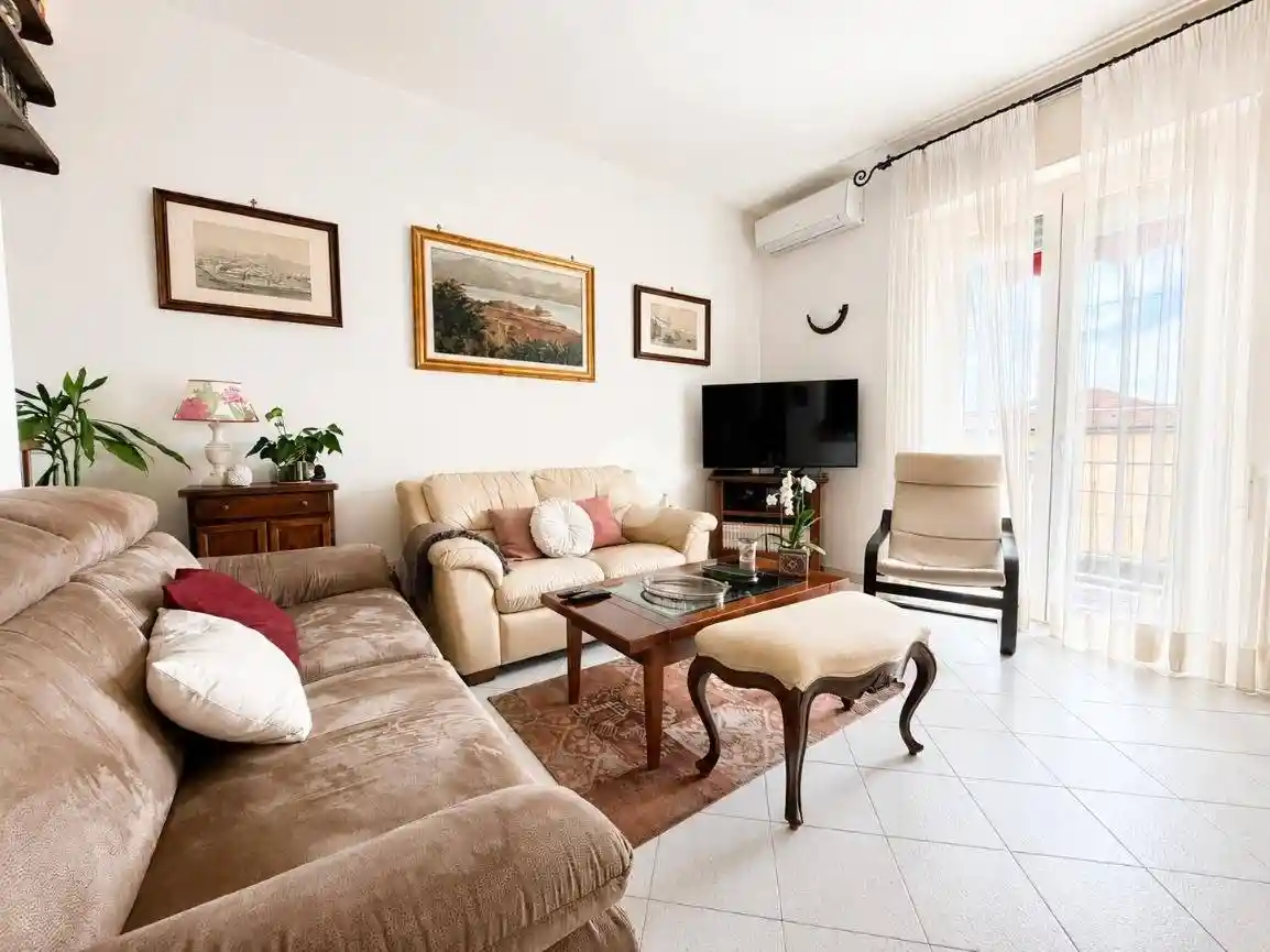 Appartamento in vendita a Santo Stefano di Magra