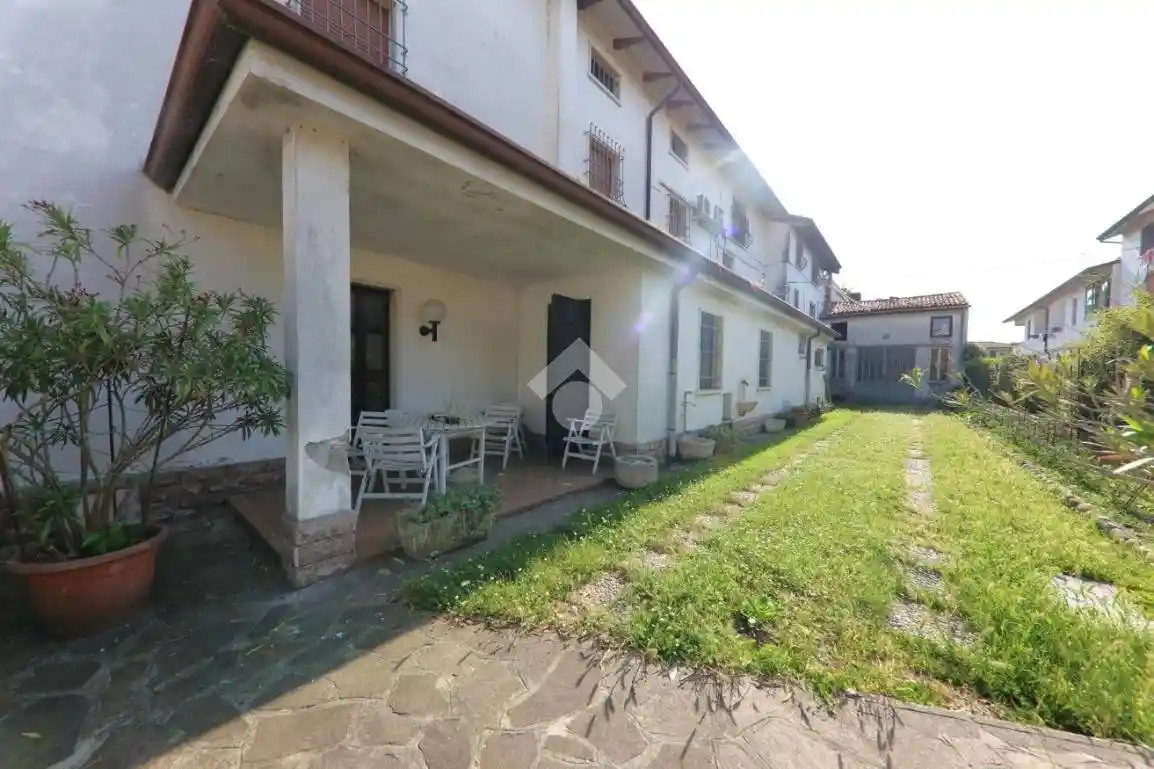 Casa indipendente in vendita a Marmirolo