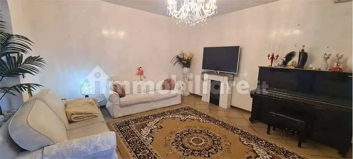 Casa indipendente in vendita a Fontanafredda