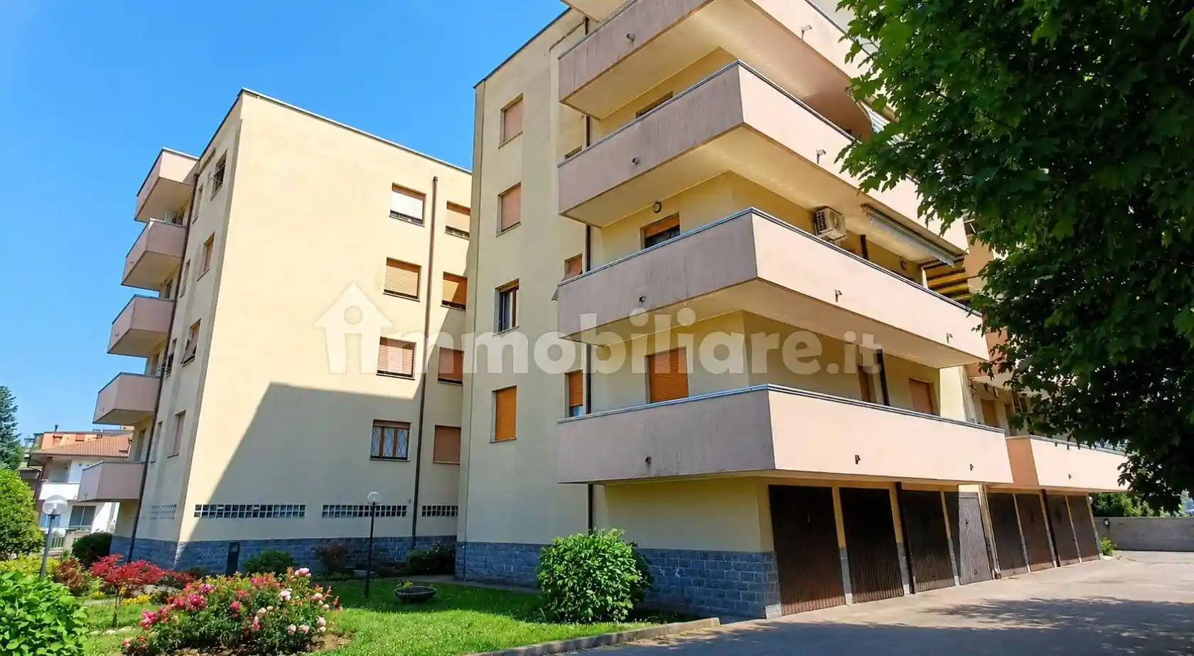 Appartamento in vendita a Solaro