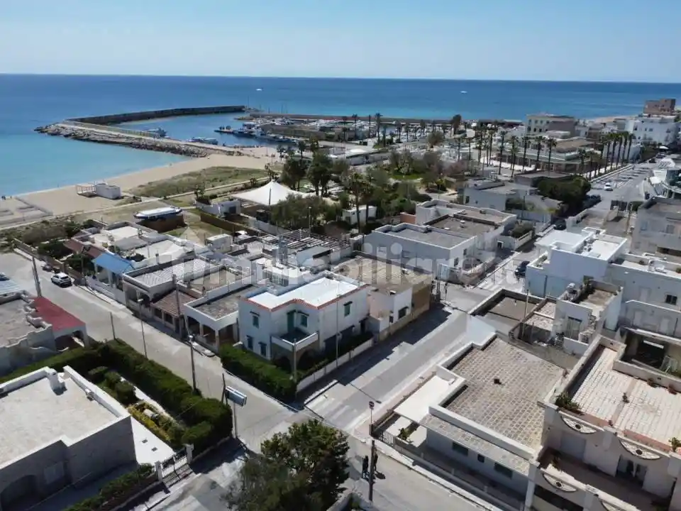 Villa in vendita a Maruggio