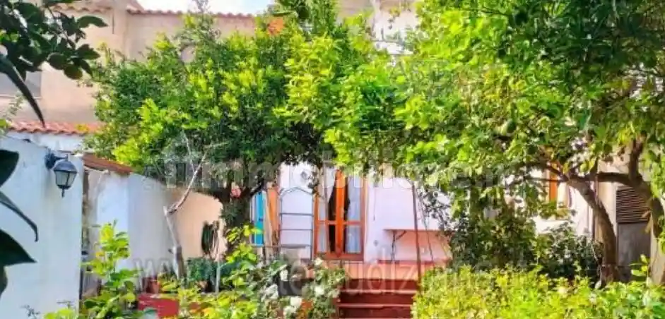 Villa in vendita a Dolianova