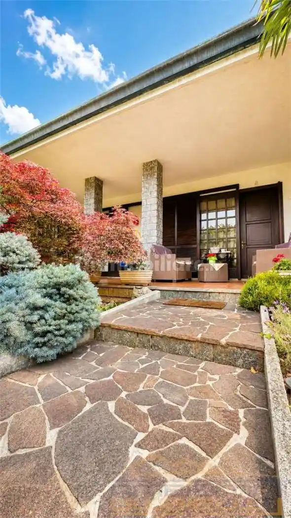 Villa in vendita a Castellanza
