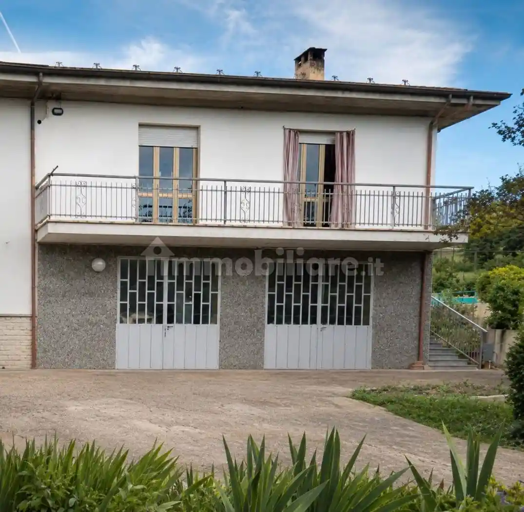 Casa indipendente in vendita a Montegrosso d'Asti