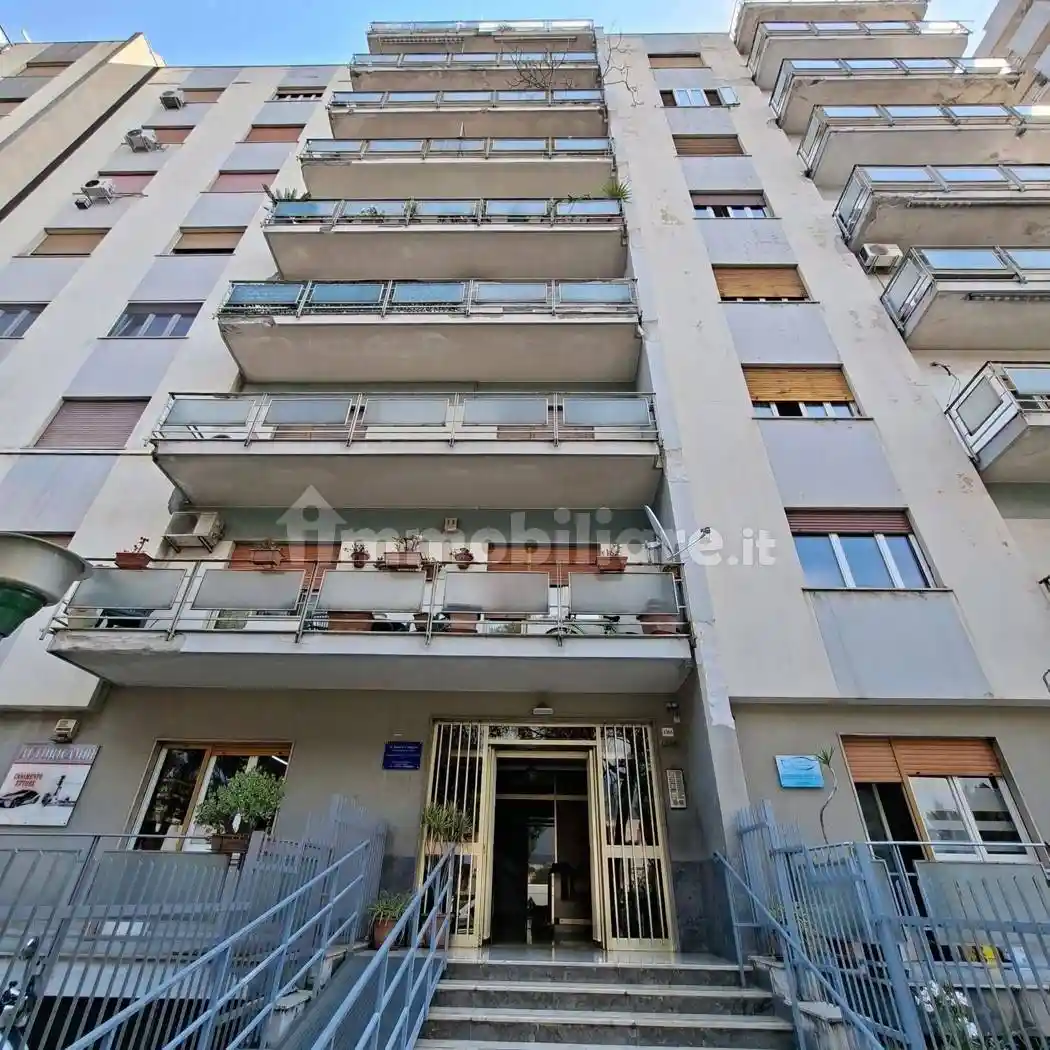 Appartamento in vendita a Palermo
