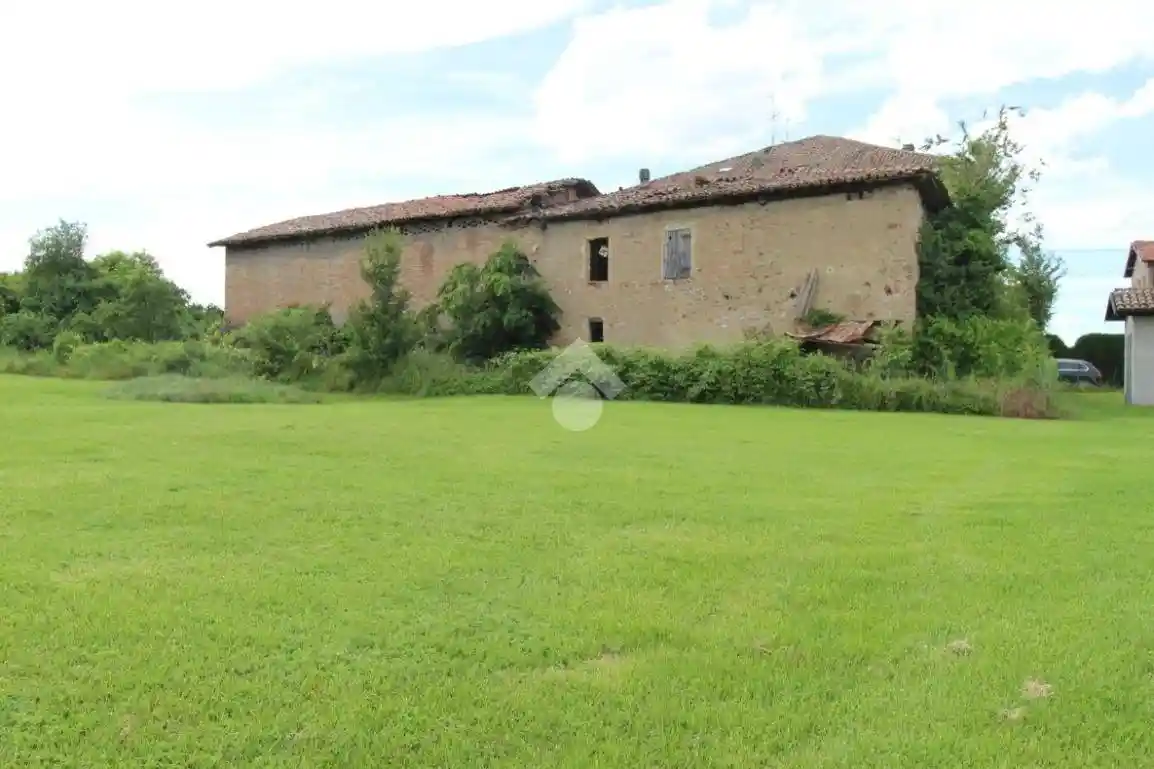 Rustico - Casale in vendita a Casalgrande